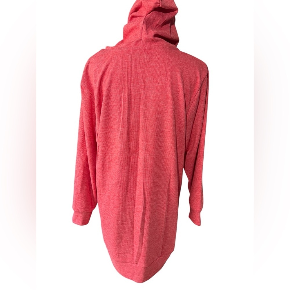 Casual and Lightweight Red Hooded Sweatshirt
Dress, size XL - Picture 5 of 15